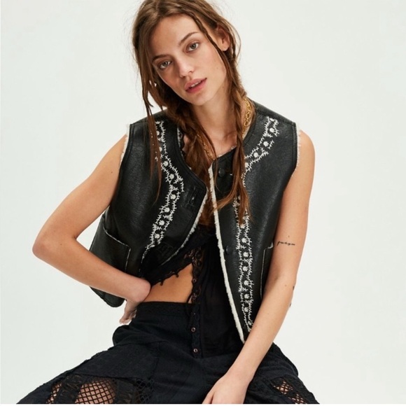 **NWT** Free People Travelers Black and White Women's Leather  Vest - Picture 3 of 16